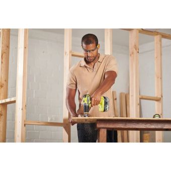 ONE + / Дрель-шуруповерт ударная RYOBI RPD18C1-242S