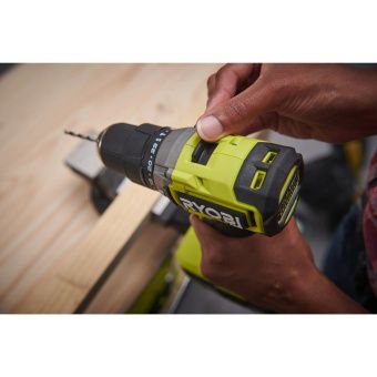 ONE + / Дрель-шуруповерт ударная RYOBI RPD18C1-242S