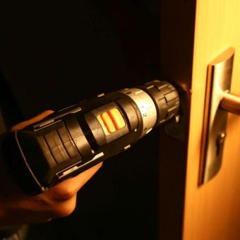 Дрель-шуруповерт аккумуляторная DEKO GCD12DU3 SET 4