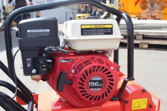 Виброплита Impulse VP60L Loncin G200F (колеса)