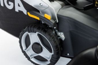 Газонокосилка бензиновая самоходная STIGA Twinclip 955 V